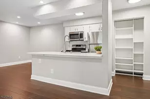 74 Marlowe Ct, Franklin Township, NJ 08873 - Photo 10