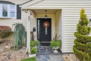 49 Sycamore St, Somerville, NJ 08876 - Photo 4