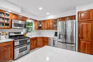 49 Sycamore St, Somerville, NJ 08876 - Photo 14