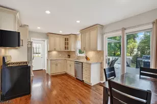 28 Kew Dr, Springfield, NJ 07081 - Photo 8
