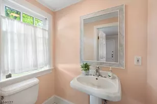 86 Washington St, Rocky Hill, NJ 08553 - Photo 20