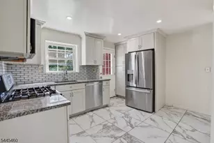 2761 Spruce St, Union Township, NJ 07083 - Photo 6