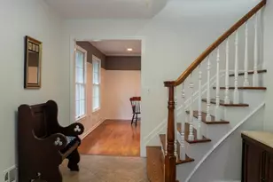 112 Victoria Dr, Bernards Township, NJ 07920 - Photo 2