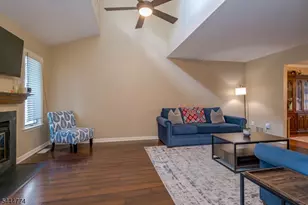9 Mission Hills Rd, Clinton Township, NJ 08801 - Photo 2