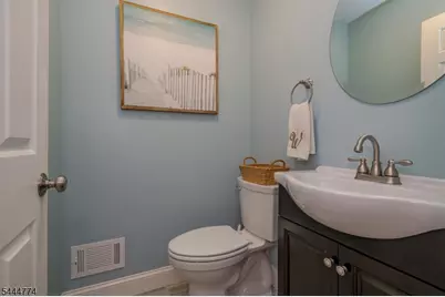 9 Mission Hills Rd, Clinton Township, NJ 08801 - Photo 10