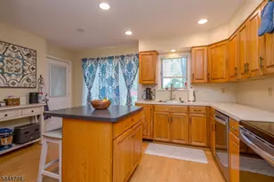 9 Mission Hills Rd, Clinton Township, NJ 08801 - Photo 8
