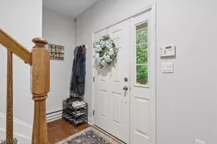 101 Rock Creek Dr, Clifton, NJ 07014 - Photo 4