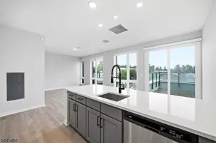 175 Morris St, Morristown, NJ 07960 - Photo 14