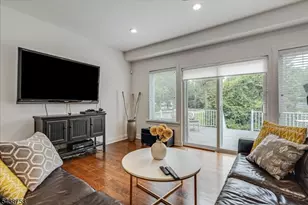 19 Erskine Dr, Morristown, NJ 07960 - Photo 12