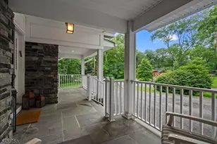 19 Erskine Dr, Morristown, NJ 07960 - Photo 2