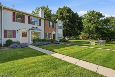 2 Veros Ln, Franklin Township, NJ 08823 - Photo 2
