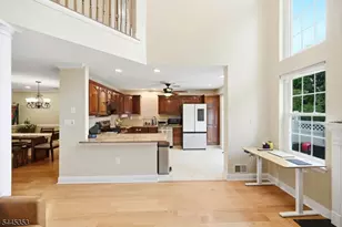 18 Clark Ct, Bernards Township, NJ 07920 - Photo 4