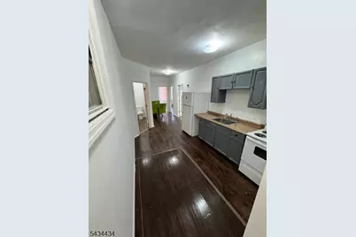 3 S Olden Rd #5, Trenton, NJ 08609 - Photo 8
