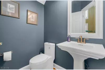 15 Providence Dr, Raritan Township, NJ 08822 - Photo 18