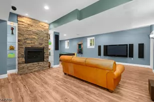 15 Providence Dr, Raritan Township, NJ 08822 - Photo 40
