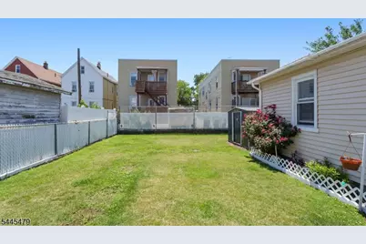 73 Bergen Ave, Clifton, NJ 07011 - Photo 20
