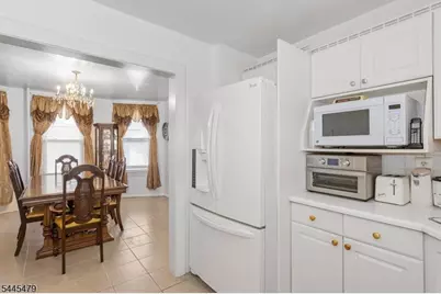 73 Bergen Ave, Clifton, NJ 07011 - Photo 10