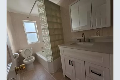 40 Hillside Ave, Nutley, NJ 07110 - Photo 10