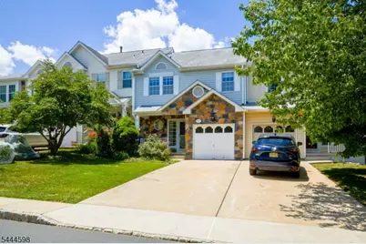 53 Castleton Rd, Montgomery Township, NJ 08540 - Photo 2