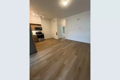 403 S Main St - Unit #302, Phillipsburg, NJ 08865 - Photo 4