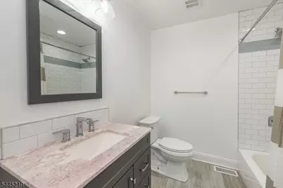 39 Park Ter #39, Caldwell, NJ 07006 - Photo 16