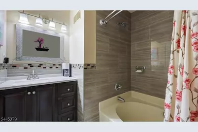 288 Crabtree Ct, Bernards Township, NJ 07920 - Photo 16