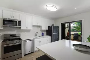 288 Crabtree Ct, Bernards Township, NJ 07920 - Photo 1