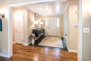 24 Brookfield Way, Mendham, NJ 07945 - Photo 8