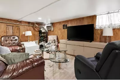 77 Orange Ave, Irvington, NJ 07111 - Photo 28
