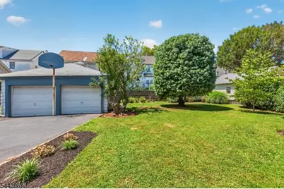 132 Hillside Rd, Elizabeth, NJ 07208 - Photo 24