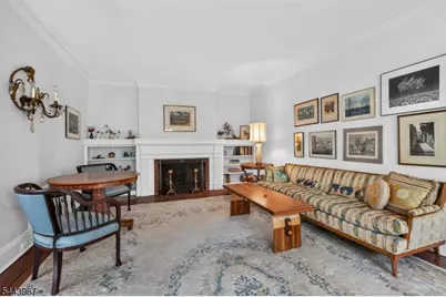 132 Hillside Rd, Elizabeth, NJ 07208 - Photo 6