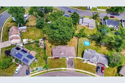 3 Darwin Rd, Franklin Township, NJ 08873 - Photo 26