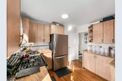 135 Hawthorne Ave, Springfield, NJ 07081 - Photo 8