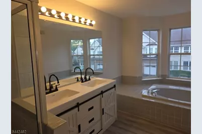 12 Gallop Ln, Franklin Township, NJ 08873 - Photo 16