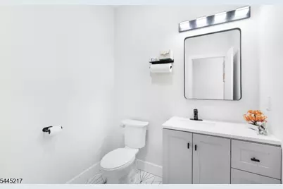 695 S 2nd St, Plainfield, NJ 07060 - Photo 8