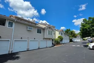 70 Academy Ct Ondo, Bedminster Township, NJ 07921 - Photo 6