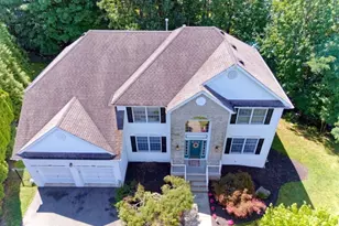 6 McCune Ct, West Orange Township, NJ 07052 - Photo 2
