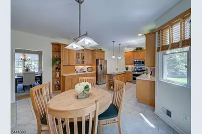 6 McCune Ct, West Orange Township, NJ 07052 - Photo 20