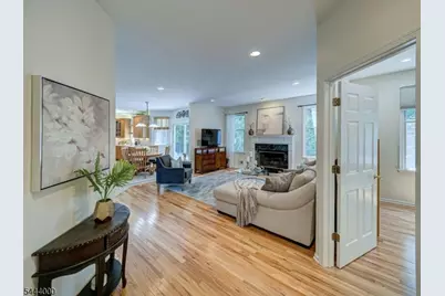 6 McCune Ct, West Orange Township, NJ 07052 - Photo 14