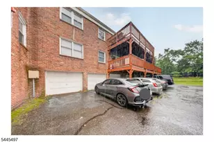 5 Stanford Dr, Bridgewater, NJ 08807 - Photo 4