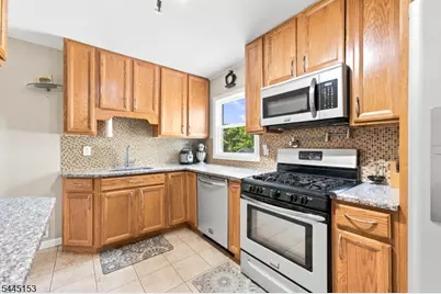 2697 Woodbridge Ave, Edison, NJ 08817 - Photo 10