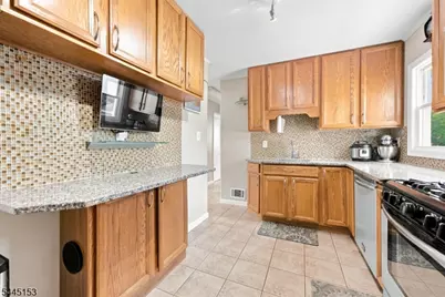 2697 Woodbridge Ave, Edison, NJ 08817 - Photo 12