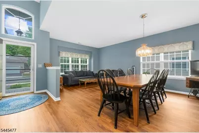 79 Renaissance Blvd, Franklin Township, NJ 08873 - Photo 4