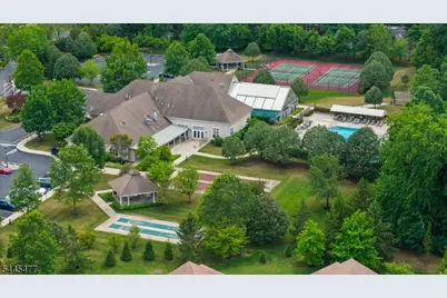 79 Renaissance Blvd, Franklin Township, NJ 08873 - Photo 22