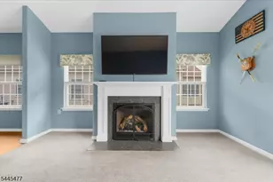 79 Renaissance Blvd, Franklin Township, NJ 08873 - Photo 8