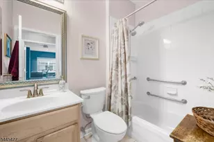 79 Renaissance Blvd, Franklin Township, NJ 08873 - Photo 10