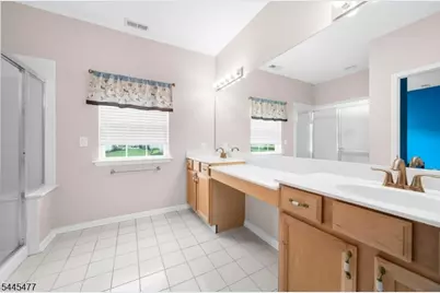 79 Renaissance Blvd, Franklin Township, NJ 08873 - Photo 12