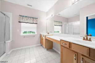 79 Renaissance Blvd, Franklin Township, NJ 08873 - Photo 12