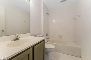 209 Kuhl Rd, Raritan Township, NJ 08822 - Photo 32