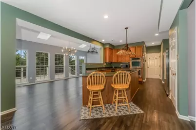 209 Kuhl Rd, Raritan Township, NJ 08822 - Photo 18